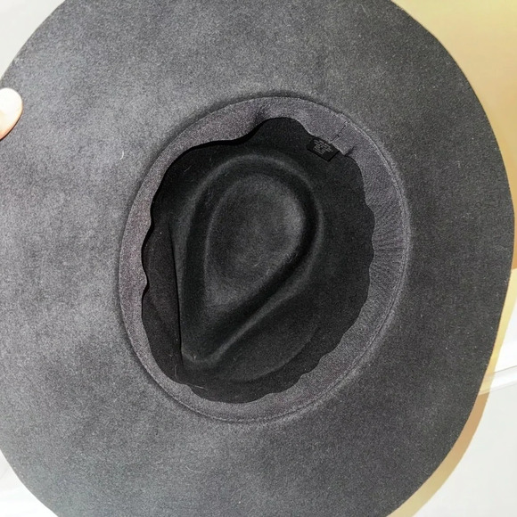 EUC Ecote Urban Outfitters 100% Wool Calf Hair Accent Black Cowboy Hat